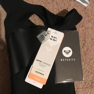Brand new ROXY wetsuits size 2